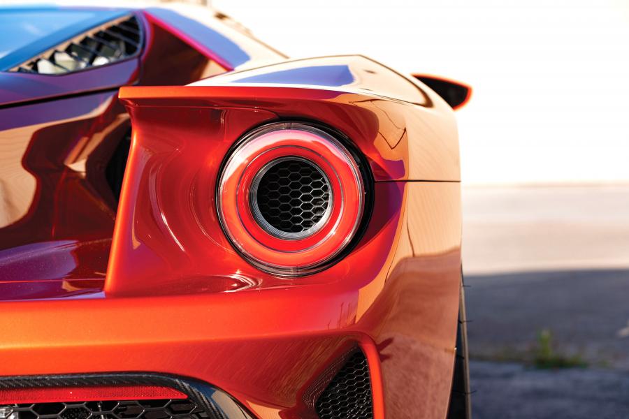 Детали экстерьера Ford GT Beryllium Orange (H063) 2017 года  (фото 11 из 27)